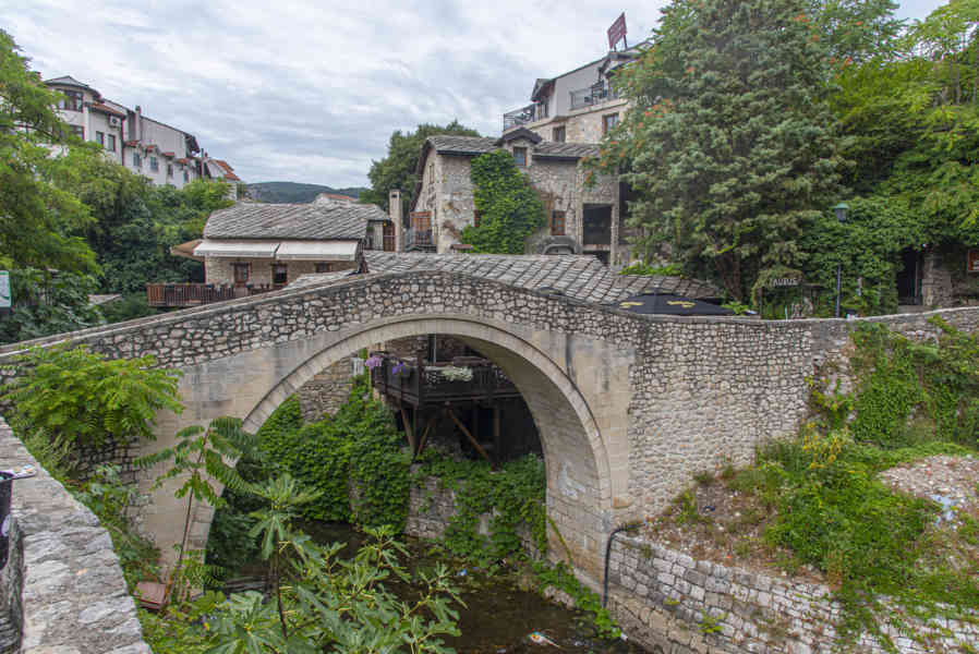 Bosnia y Herzegovina - Mostar 14 - puente Kriva Cuprija (Puente Torcido)